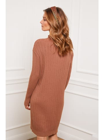 Joséfine Strickkleid "Doumbia" in Camel