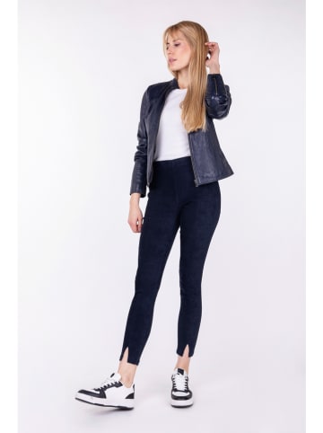 Blue Fire Spodnie "Donna" w kolorze granatowym