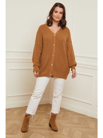 Curvy Lady Cardigan in Hellbraun