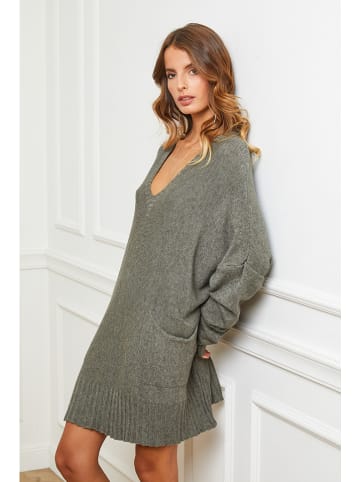 Joséfine Strickkleid "Farjo" in Oliv