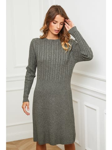 Joséfine Strickkleid "Garcy" in Oliv