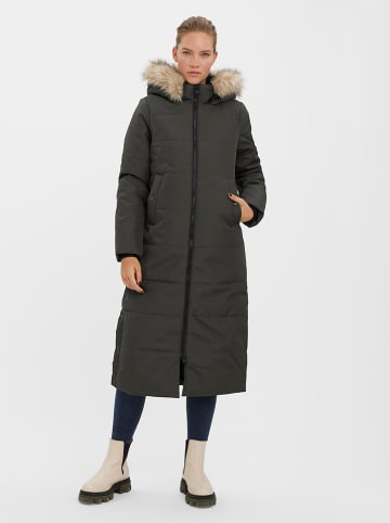 Vero Moda Płaszcz zimowy "Addison" w kolorze ciemnobrązowym