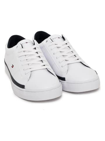 Tommy Hilfiger Skórzane sneakersy w kolorze białym