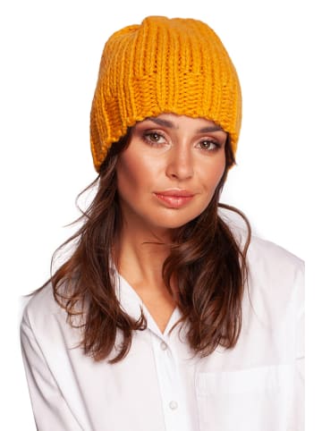 Be Wear Czapka w kolorze musztardowym