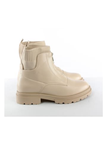 C'M Boots in Beige