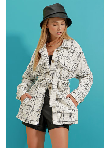 Jumeon Cardigan in Creme