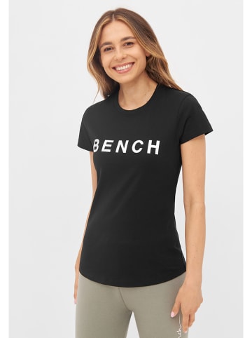 Bench Koszulka "Maro" w kolorze czarnym