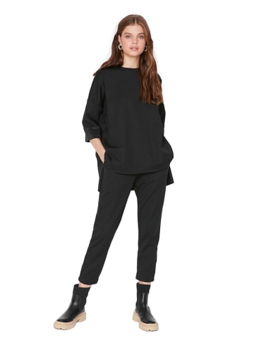trendyol 2-częściowy zestaw w kolorze czarnym - koszulka, spodnie