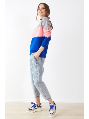 Milan Kiss Pullover in Grau/ Pink/ Blau