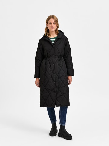 SELECTED FEMME Płaszcz pikowany "Tora" w kolorze czarnym