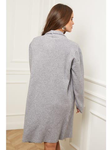 Soft Cashmere Cardigan in Grau