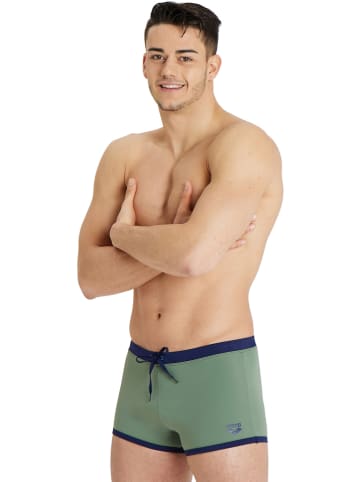 Arena Badeshorts in Oliv