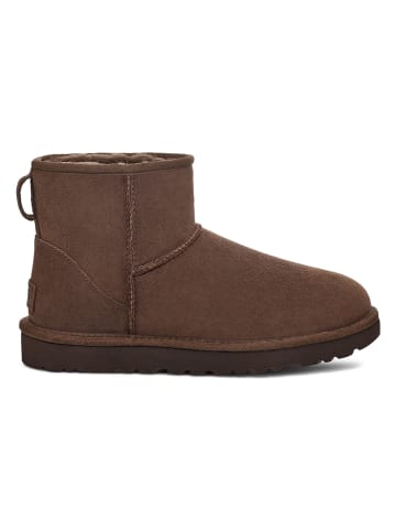 UGG Botki "Classic Mini II" w kolorze ciemnobrązowym z wełny jagnięcej