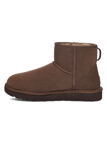 UGG Skórzane botki "Classic Mini II" w kolorze ciemnobrązowym