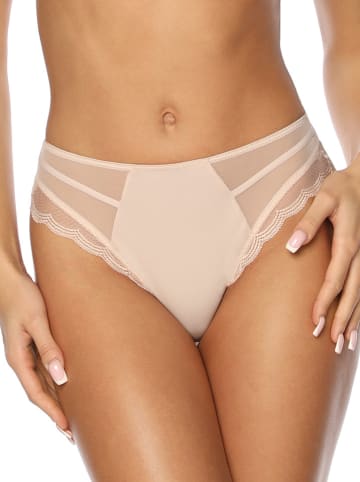 Kinga Slip in Beige