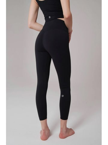 Onamaste Legginsy sportowe w kolorze czarnym