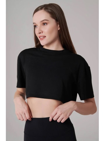 Onamaste Trainingsshirt zwart