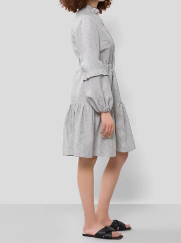 IVY OAK Kleid in Grau/ Weiß