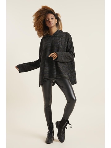 Quincey Sweter w kolorze czarnym