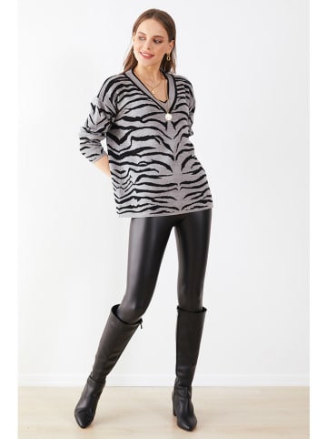 Milan Kiss Pullover in Grau/ Schwarz