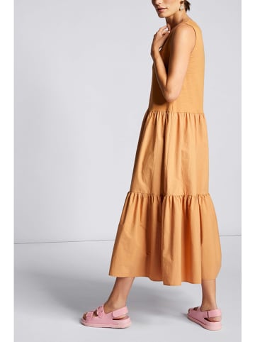 Rich & Royal Kleid in Camel