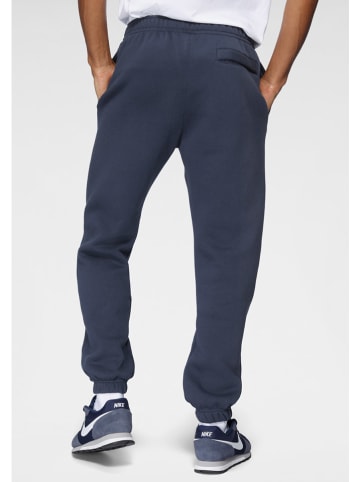 Nike Spodnie dresowe w kolorze granatowym