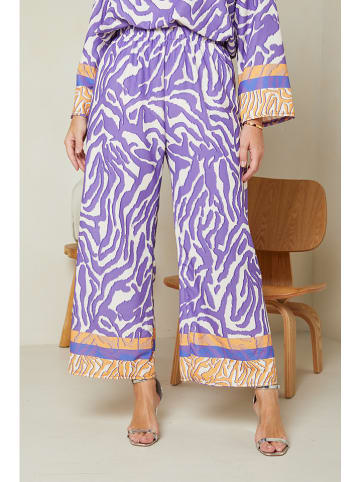 Curvy Lady Spodnie w kolorze fioletowym