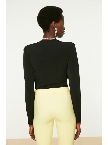 trendyol Body in Schwarz
