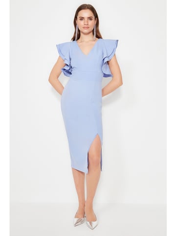 trendyol Sukienka w kolorze błękitnym