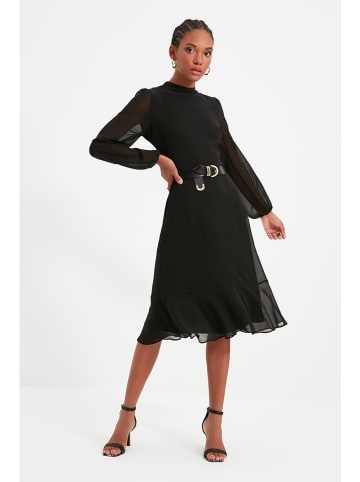 trendyol Sukienka w kolorze czarnym