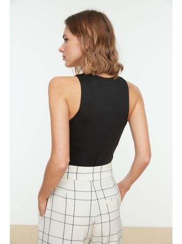 trendyol Body in Schwarz