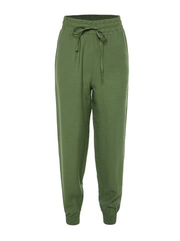 trendyol Spodnie dresowe w kolorze zielonym