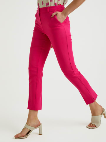BGN Spodnie w kolorze różowym