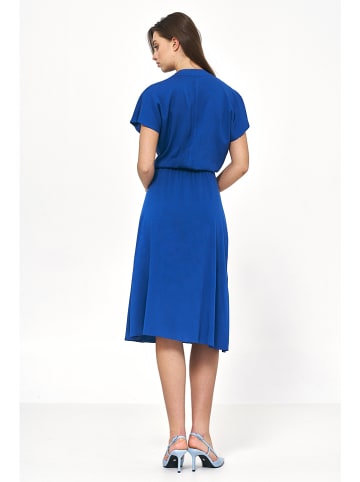 Nife Kleid in Blau