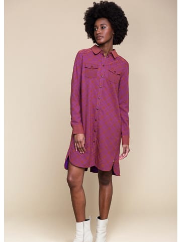 4funkyflavours Sukienka "Dreamality" w kolorze fioletowym