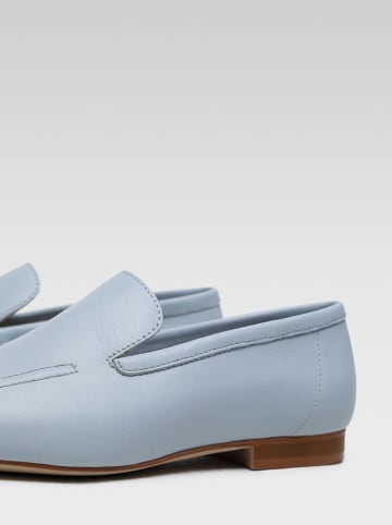 Gino Rossi Skórzane slippersy w kolorze jasnoniebieskim