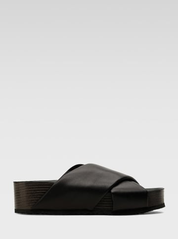 Gino Rossi Leren slippers zwart