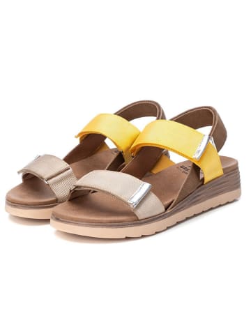 Xti Sandalen in Beige/ Gelb