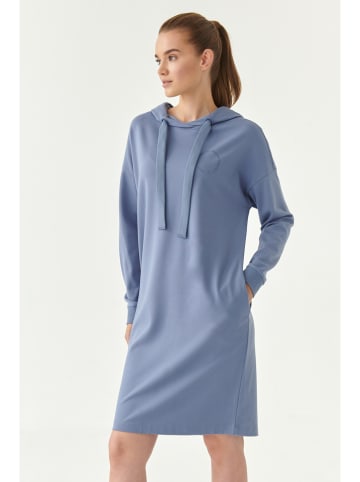 TATUUM Sukienka w kolorze błękitnym z kapturem
