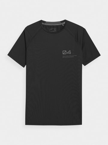 4F Trainingsshirt in Schwarz