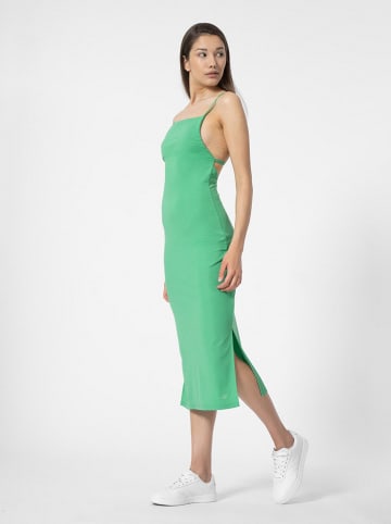 4F Sukienka w kolorze zielonym