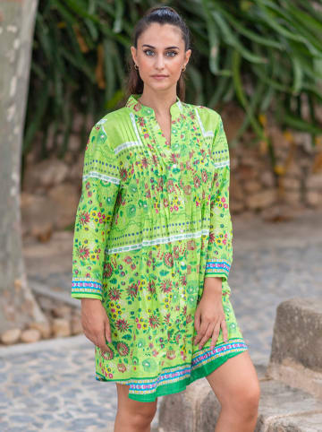 Isla Bonita by SIGRIS Sukienka w kolorze zielonym ze wzorem