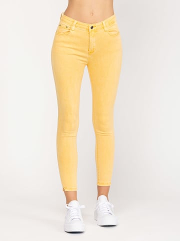 Tantra Dżinsy - Skinny fit - w kolorze żółtym