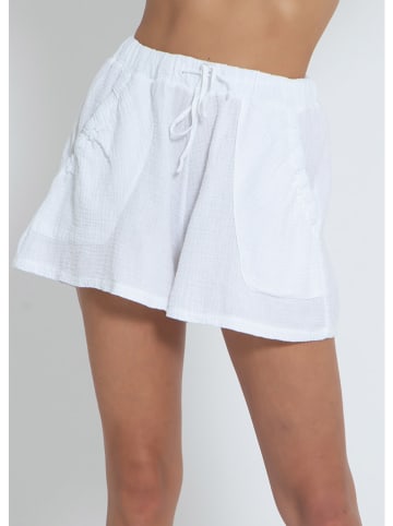 SASSYCLASSY Shorts in Weiß
