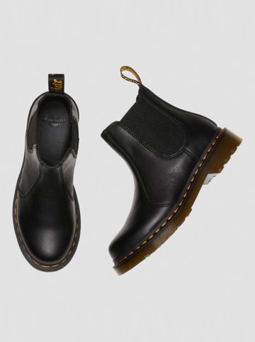 Dr. Martens Skórzane botki w kolorze czarnym