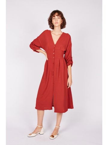 Dioxide Sukienka w kolorze czerwonobrązowym