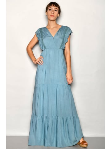 Tarifa Sukienka w kolorze błękitnym