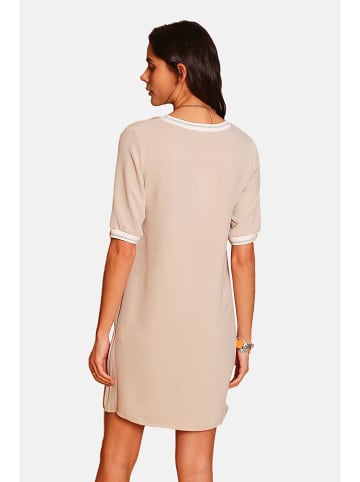 ASSUILI Kleid in Beige
