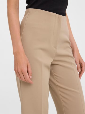 Vero Moda Spodnie "Sandy" w kolorze beżowym