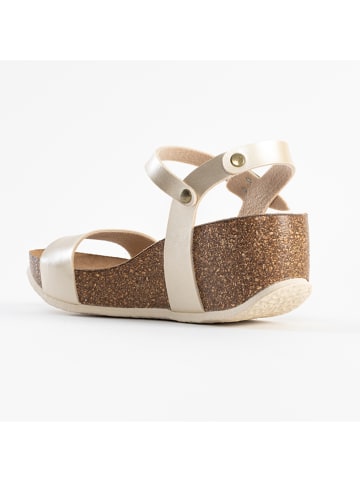 BAYTON Keilsandaletten "Toledo" in Gold